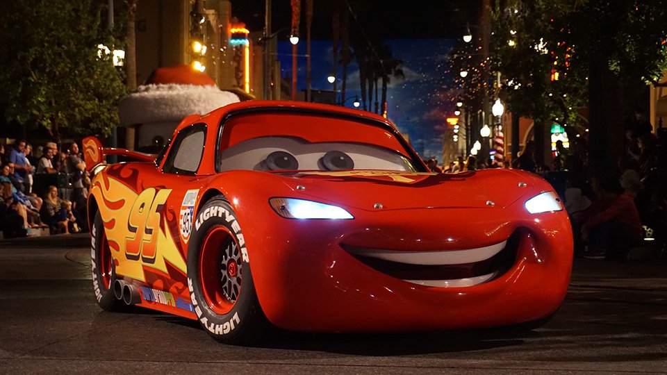 Şimşek McQueen Duvar Kağıdı